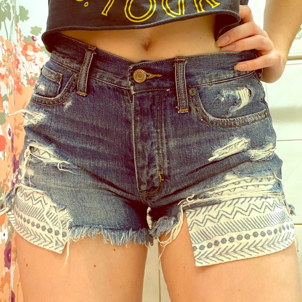 American Eagle festival shorts